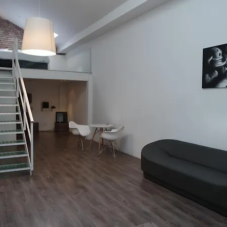 Atelier Lofts